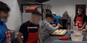 Per fare il pane non occorrono mani pulite ma un’anima affamata di bene