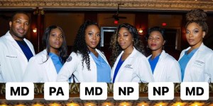 Foto ispiratrice di 6 fratelli medici diventa virale
