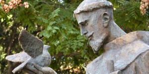 Il 4 ottobre i morti del covid saranno affidati a San Francesco 