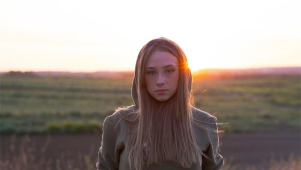 PORTRAIT TEENAGE GIRL,
