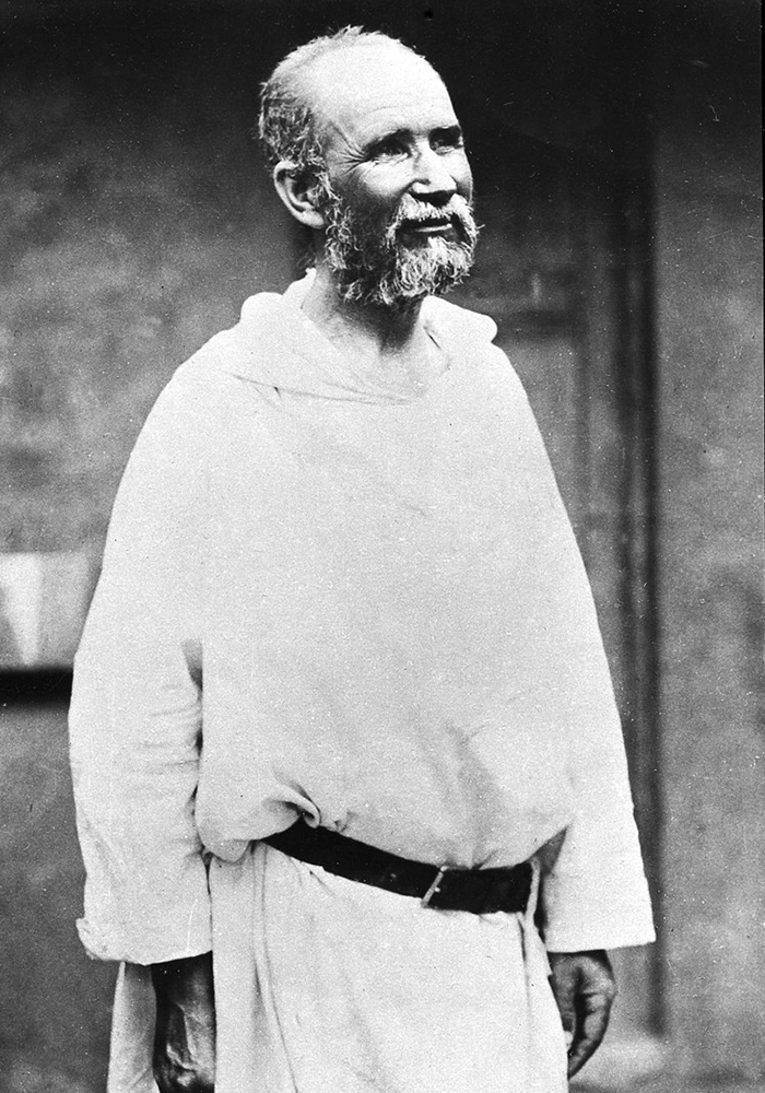 CHARLES DE FOUCAULD