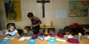 Il Papa istituisce il ministero del catechista: risveglierà l’entusiasmo nei cristiani