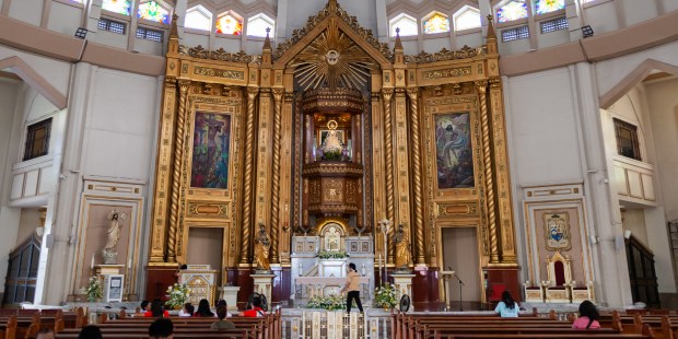 WEB2-PHILIPPINES-SANCTUAIRE-ANTIPOLO-shutterstock_1572426436.jpg