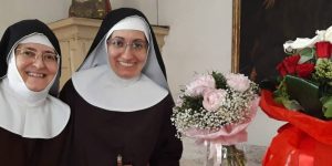 34 anni, architetto. Diventa clarissa e restaura il monastero che l’ha accolta