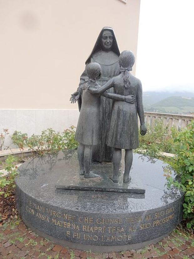 MADRE TERESA FASCE