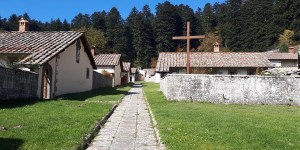 Un pellegrinaggio alle “piccole celle” di San Romualdo