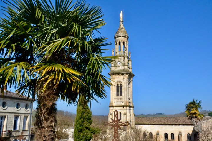 basilique_depuis_cimetiere.jpeg