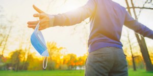 Un libro con 72 storie di Covid per tornare a respirare senza dimenticare