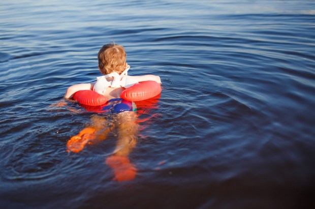 KID, SWIM, SEA