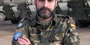 Il cappellano militare che si è finto malvivente per salvare un bambino dal traffico di organi