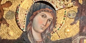 Secondo una leggenda la Madonna di Montevergine è &#8220;brutta&#8221;. Perchè?