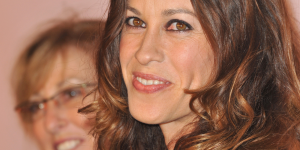 Alanis Morissette, due anni a combattere con la depressione post parto