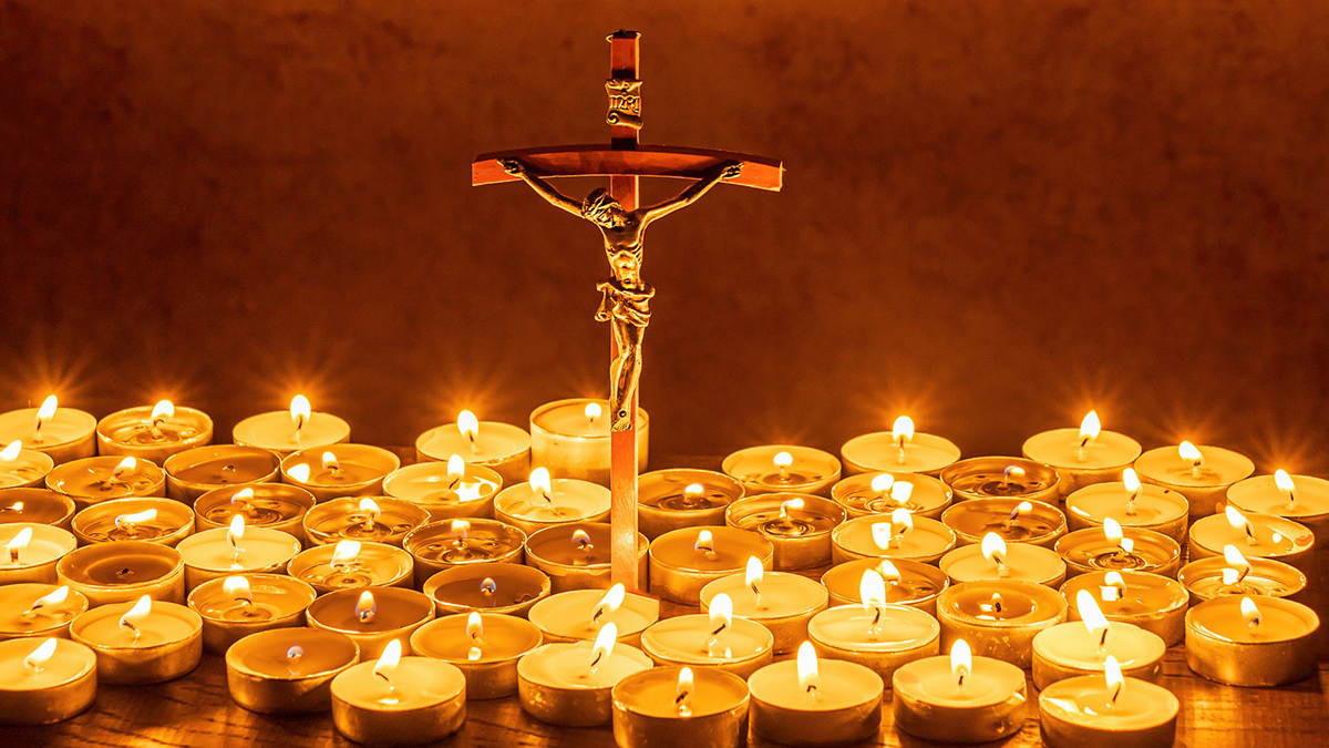 Corona Dei Cento Requiem Benefici L’eterno riposo, preghiera di luce e di pace