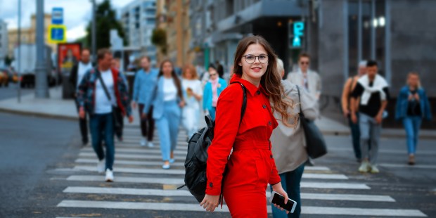 GIRL, RED, CROWD