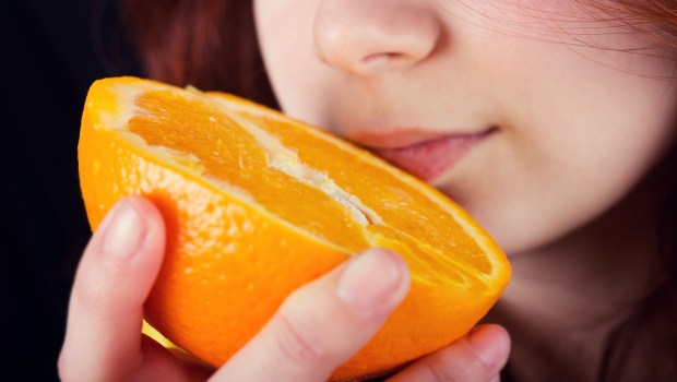 WOMAN, SMELL, ORANGE