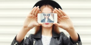Effetto selfie e filtri “bellezza”