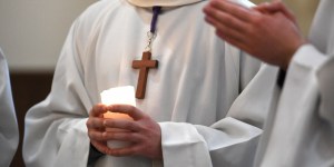 Messa “Rorate”: la bellezza di una tradizione dell&#8217;Avvento che rischia di essere dimenticata