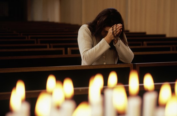 WOMAN PRAY,