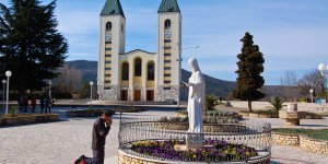 Va a Medjugorje per una ragazza: invece ritrova la fede e diventa frate