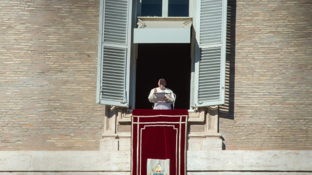 Pope-Francis-ANGELUS