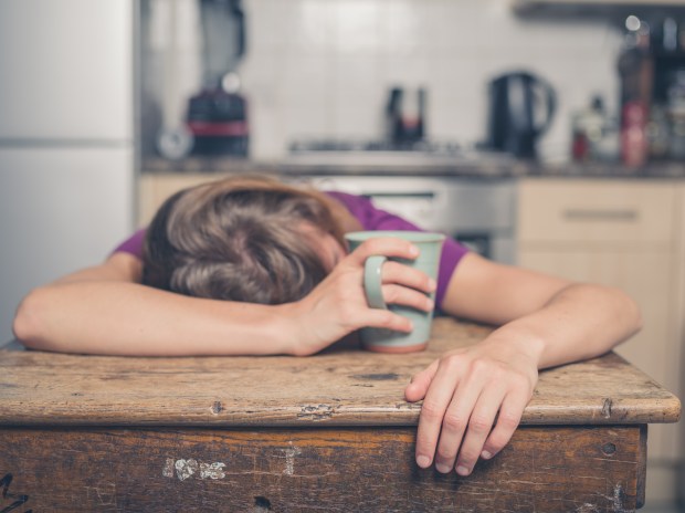 WOMAN , MORNING, TIRED