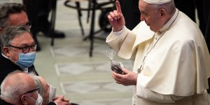 Francesco: anche oggi troppi i lavoratori sfruttati e senza dignità