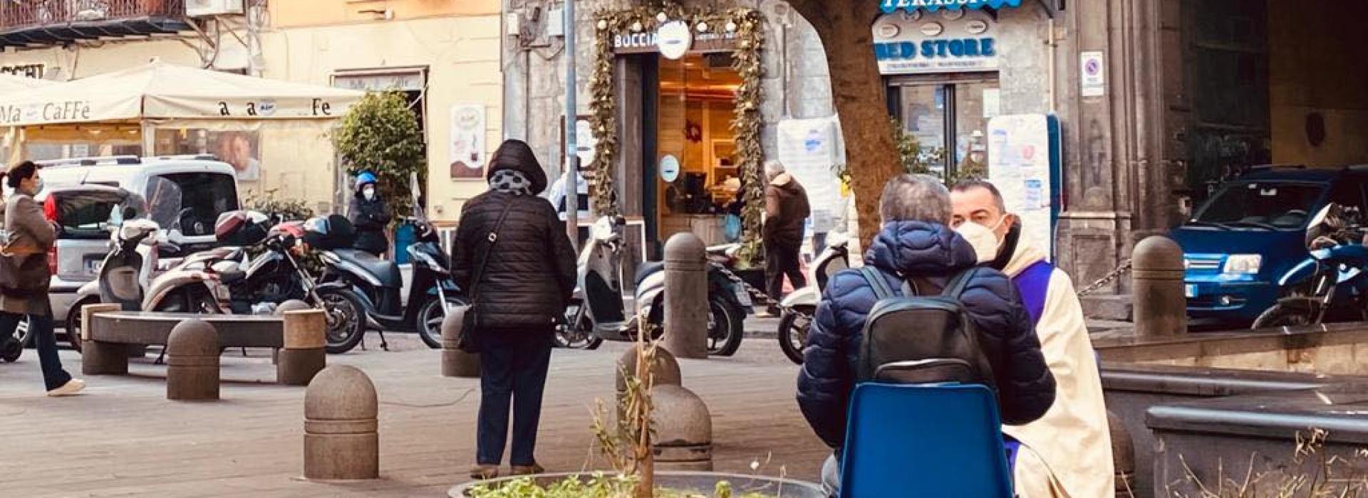 confessione in strada a napoli