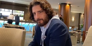 L&#8217;attore Jonathan Roumie recita il Padre Nostro in perfetto aramaico
