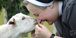 Prega san Giuseppe per trovare un marito… e alla fine entra in convento 