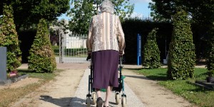 Erminia muore sulla tomba del marito che visitava ogni giorno da 40 anni