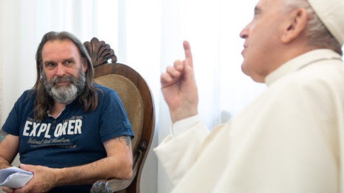 Il-Papa-e-i-poveri.jpg