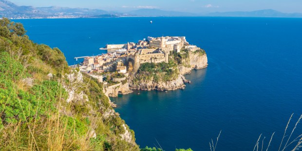 (FOTOGALLERY) Montagna spaccata a Gaeta