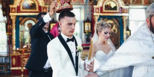 Boom di matrimoni in Ucraina: “Cercano la grazia di Dio”
