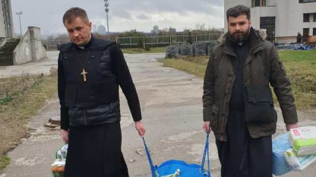 UKRAINIAN PRIEST BULLETPROOF VEST