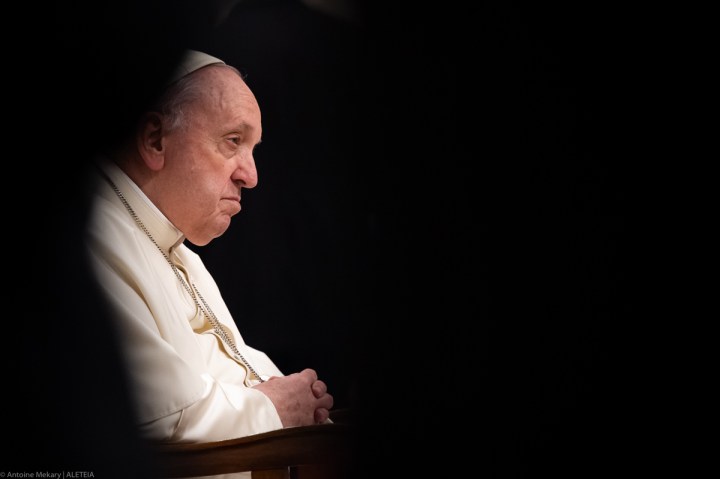 (FOTOGALLERY) Messa del Papa per la Vigilia di Pasqua 2022