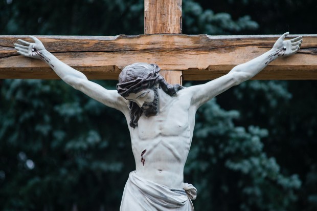 Jezus na krzyżu