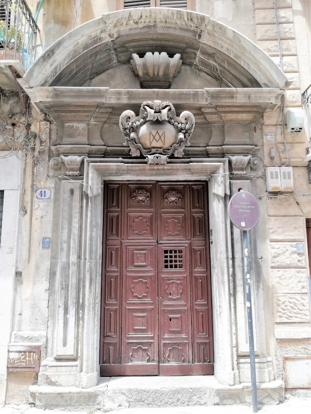 palermo;oratory of the dames; women