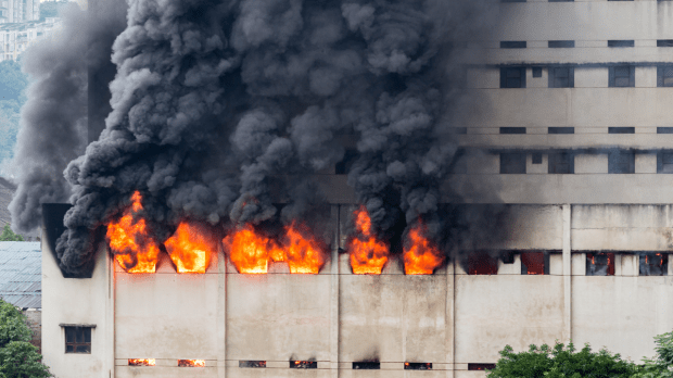 EDIFICIO, FIAMME, INCENDIO