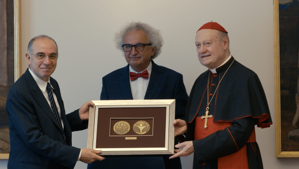 Consegna Medaglia Per Artem ad Deum Tornatore-Ravasi