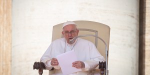 Francesco: la vecchiaia non va nascosta, è il &#8220;magistero della fragilità&#8221;