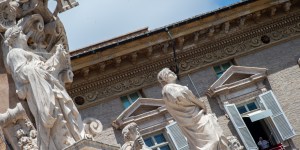 Ucraina, Francesco: chi può si dia veramente da fare per i negoziati