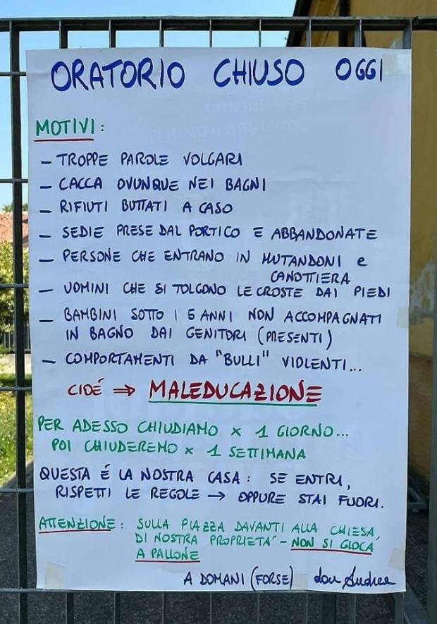 parroco chiude oratorio