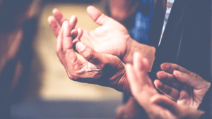 PADRE NOSTRO MANI APERTE