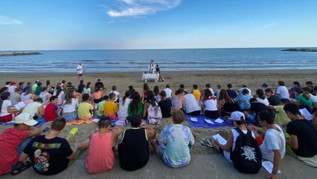 messa in spiaggia