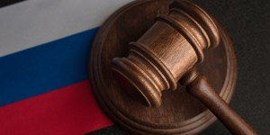 Aiutare la Russia a riconoscere i crimini commessi in Ucraina