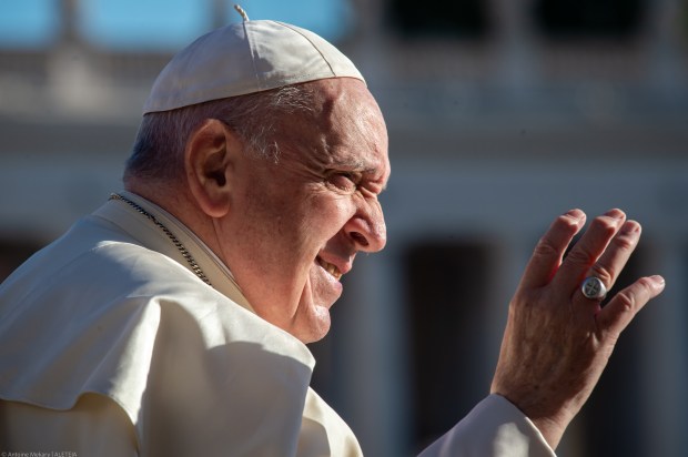 Pope-Francis-general-audience-Antoine-Mekry-ALETEIA
