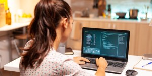 Pericoli in rete! Come diventare più consapevoli nel mondo digitale