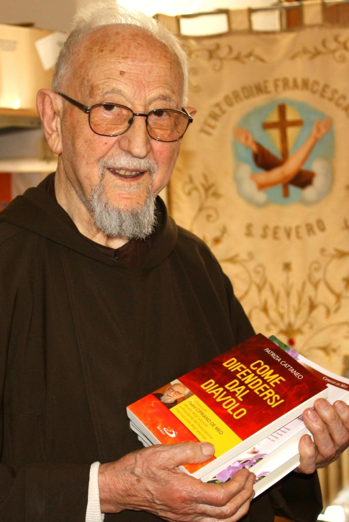esorcista cipriano de meo