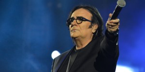 Renato Zero: &#8220;Dio è negli occhi di un bimbo, in una madre che partorisce&#8221;