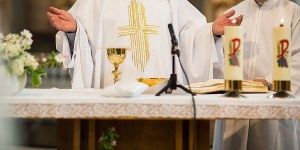 Messico: 30 malviventi armati invadono una chiesa durante un matrimonio